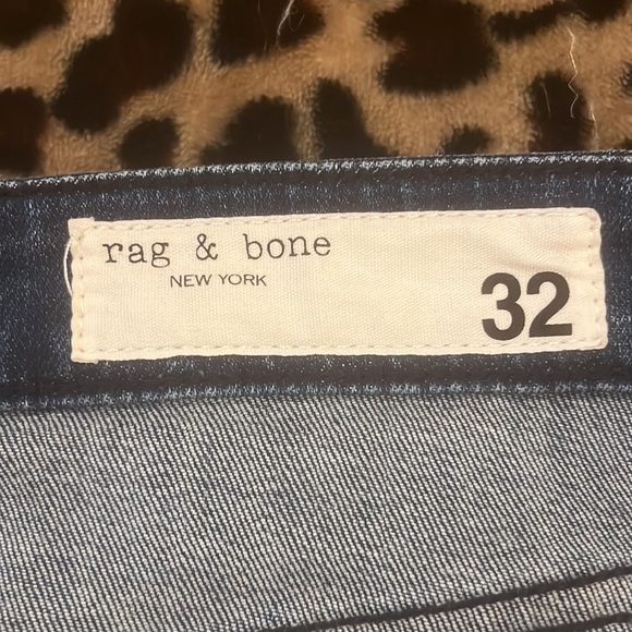 - Rag & Bone Cate Mid Rise Shorty Skinny - Picture 13 of 15